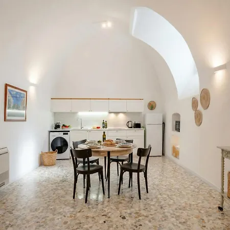 All Modugno Aparthotel 3*